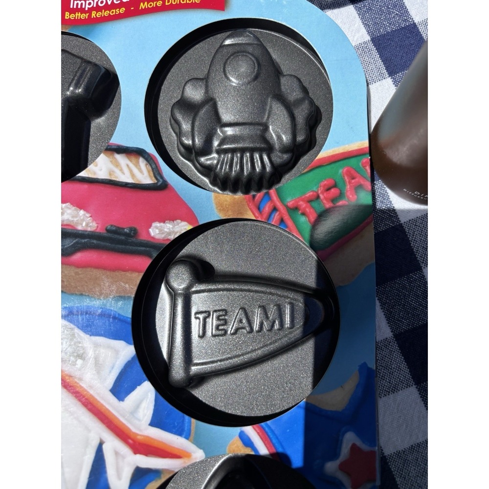 Wilton 12 Cavity Boy Theme Cookie Pan Mold Non-Stick - Brand New - Picture 5 of 5